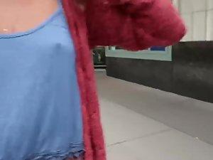 Fit girl likes to get attention with her tits and nipples Picture 2