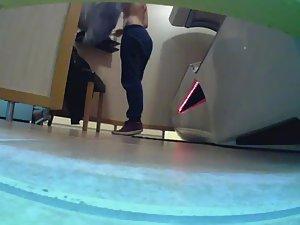 Round butt seen in a tanning saloon Picture 1