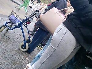 Busted voyeur still manages to spy on hot teens Picture 5