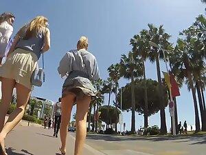 Wind shows upskirts of three asses to the candid camera Picture 6