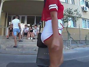 Insane ass wiggle in tight booty shorts Picture 3