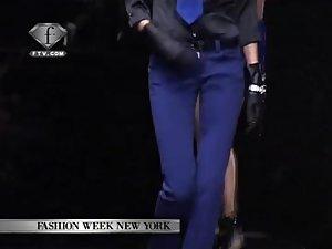 Accidental nudity on the catwalk Picture 5