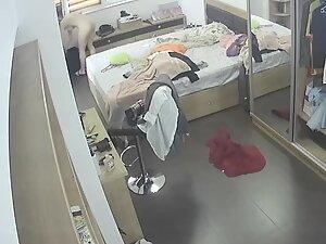 Hidden cam caught her naked in front of the mirror Picture 5