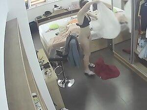 Hidden cam caught her naked in front of the mirror Picture 8