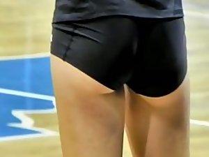 Nice athletic ass of a volleyball player Picture 1