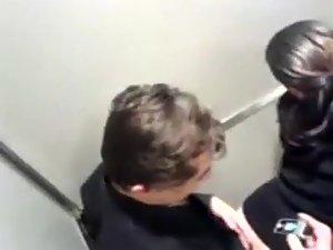 Busted during sex in the toilet Picture 8