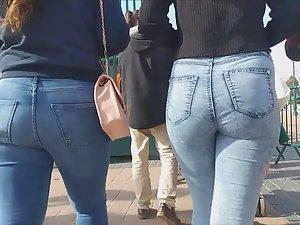 Perfect girl pulls jeans out of ass Picture 5