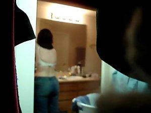 Wife changes her bra Picture 7