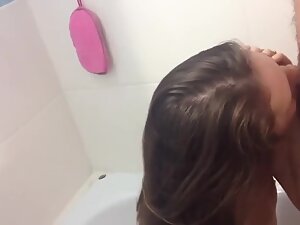 Skinny girl sucks off her boyfriend in the shower Picture 4