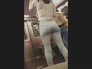 Natural born stripper in subway Picture 7