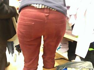 Unexpected thong peeks out of pants Picture 8
