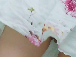 Yummy pussy caught under skirt Picture 5