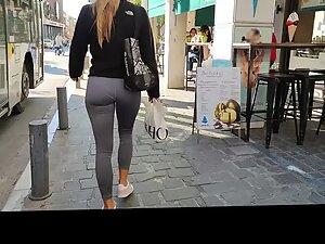 Tight buttocks confirm she is a sporty girl Picture 5