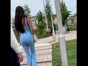 Brunette looks seductive in her light blue outfit Picture 3