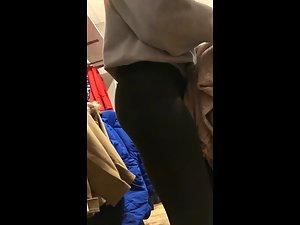 Young round ass in tight black leggings Picture 3