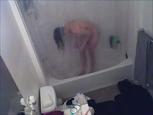 Hot nude woman spied in bathroom Picture 6
