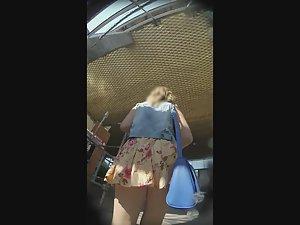 Lots of bananas and pussy in upskirt Picture 3