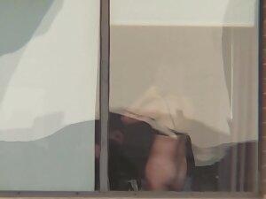Voyeur caught lovers saying goodbye in hotel room Picture 4