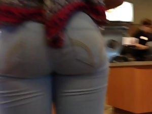 Teen girl's ass is a pure masterpiece Picture 8