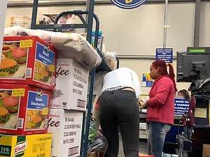 Sexy thong pops out like a whale tail when she bends over Picture 3