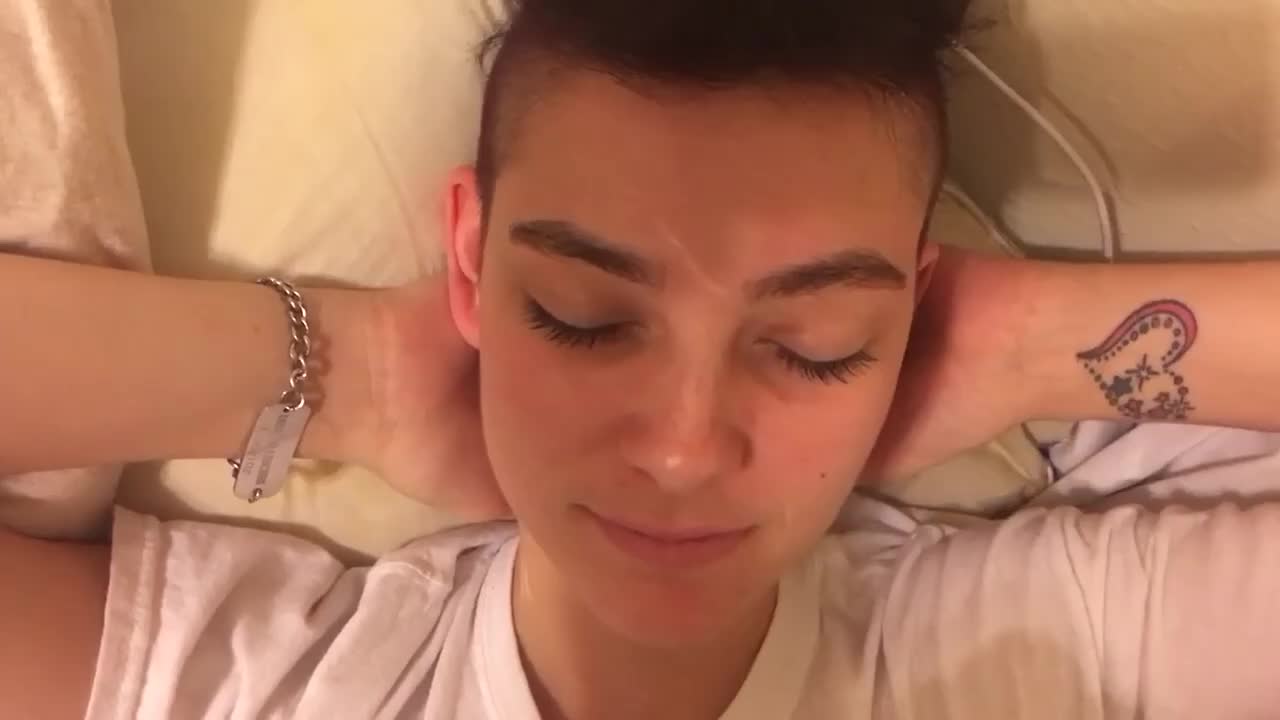 Cum facial for cute tomboy girl