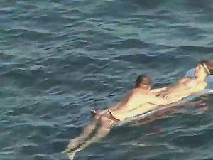 Floating on top of girlfriend's pussy Picture 2