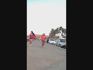 Big boobs bouncing during jogging Picture 2