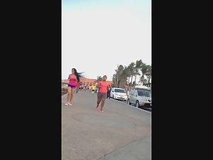 Big boobs bouncing during jogging Picture 3