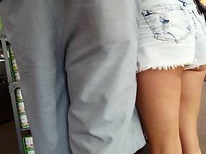 Hottie inspected despite her tattooed boyfriend Picture 4