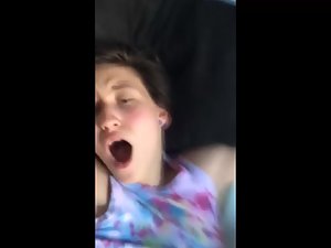 Teen girl is in constant orgasm during fucking Picture 7