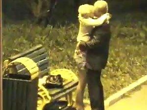 Interesting sex caught on a park bench Picture 3