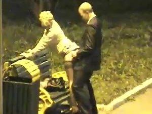 Interesting sex caught on a park bench Picture 5