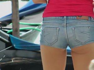 Those shorts look like they are drawn