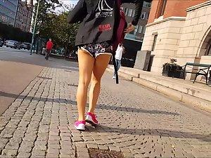 Sexy legs and ass peeking out of cute shorts Picture 1
