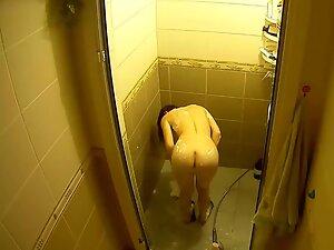 Spying on incredible busty girl naked in shower Picture 6