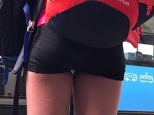 Cameltoe in tight shorts is visible from front and back Picture 5