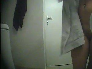 Sister's sweet and hairless pussy Picture 3