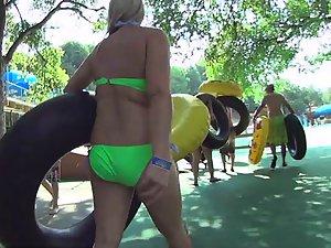 Milf in a bright green swimsuit Picture 2