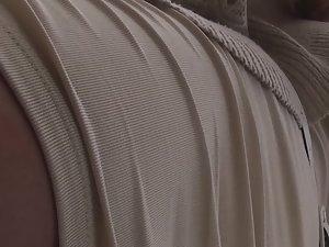 Voyeur tricks a hot girl to see upskirt Picture 8