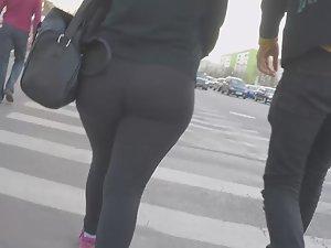 Awesome big ass in magical tights Picture 8