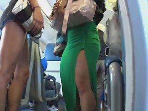 Stunning big ass in a thin green dress Picture 1