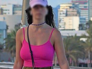 Her big boobs are a voyeuristic jackpot Picture 2