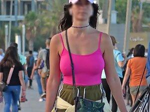 Her big boobs are a voyeuristic jackpot Picture 4