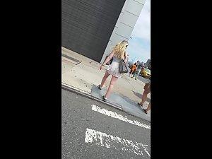 Wind raises teen girl's skirt and shows her ass Picture 4