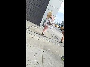 Wind raises teen girl's skirt and shows her ass Picture 5