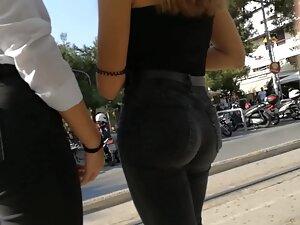 Bubble butt makes her sexier than her friend Picture 5