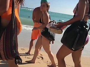 Tiniest bikini ever seen on a public beach Picture 4