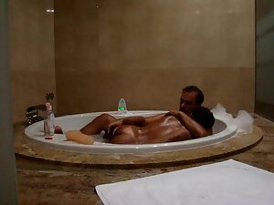 Sex and fun with exotic girl in jacuzzi Picture 5