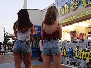Two similarly sexy friends in tight shorts Picture 3