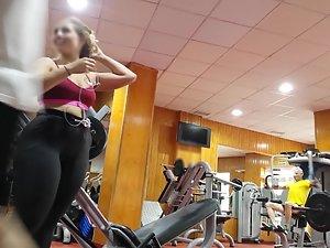 Spicy chubby girl peeped during her gym workout Picture 3